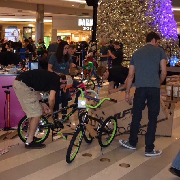 The Free Bikes 4 Kidz Wrench Slinger Shootout 2016 at the Mall of America, this last Sunday afternoon was a tremendous effort, great fun and all teams were winners.