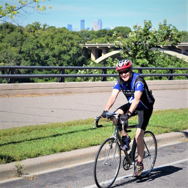 Another fun day to ride the Minnesota section of the Mississippi River Trail with the Minneapolis Skyline on this picture perfect Saturday.