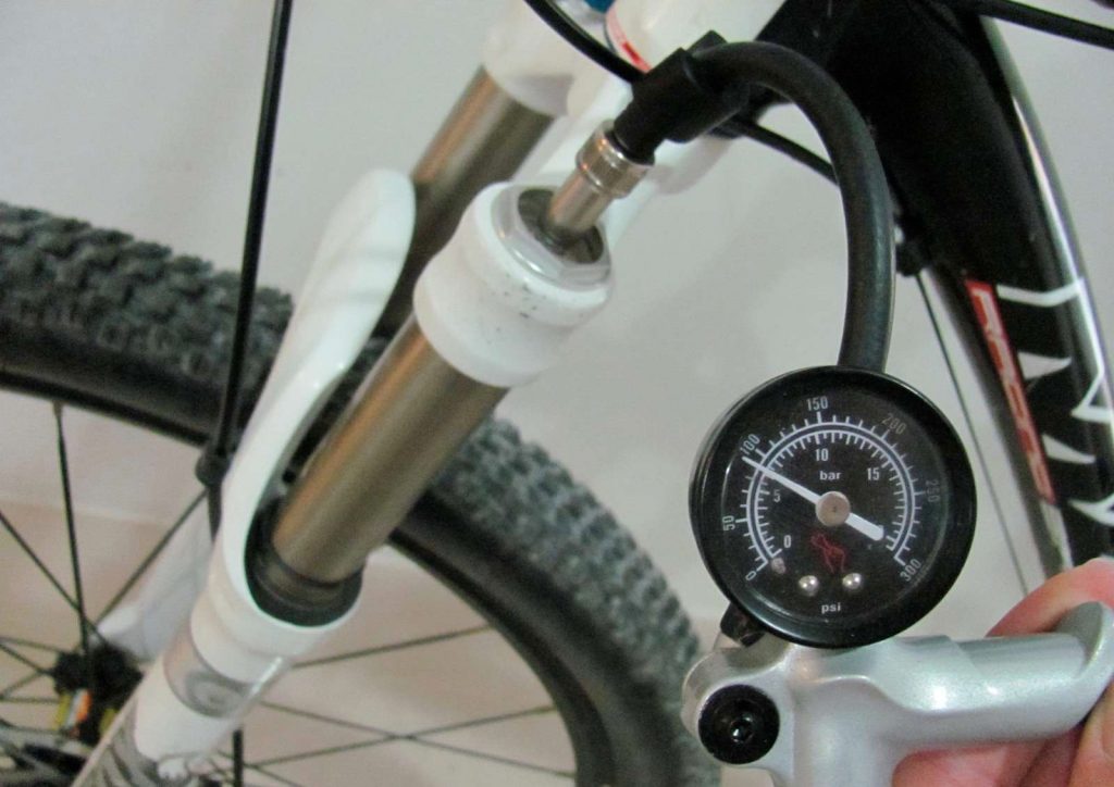 bicycle air shock pump