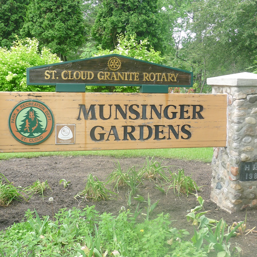 The Munsinger Gardens is unique botanical experience along the MRT where you can stroll the winding paths and brick pathways as you experience this Saint Cloud treasure.