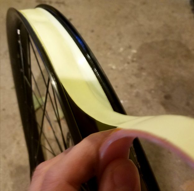 Tips and tricks for setting up your tubeless tires on your bike