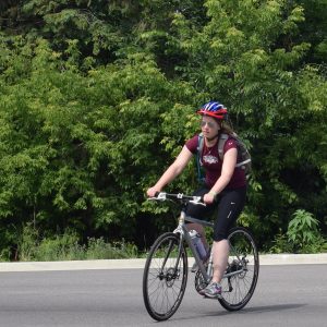 As fall approaches and many of the migratory birds starting to gather for their departure south on the flyway, we wanted to share a few bike/birding hotspots we found in the Twin Cities Gateway.