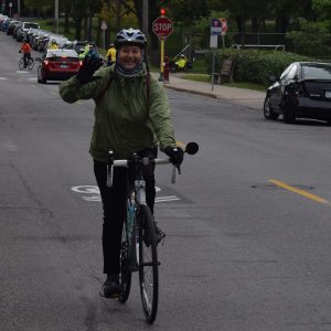 Even with cool temps in the mid-forties everyone was smiling as they returned to the starting point.
