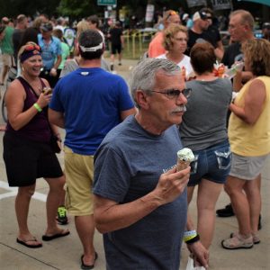 On this bike pic Sunday, we found this biker dude enjoying a tasty treat, on an overnight stop, on the ride across Iowa on RAGBRAI.