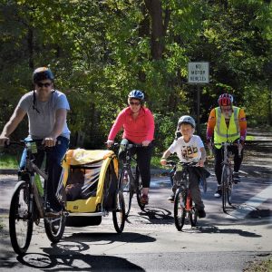 This Bike Pic Friday, with fond summer memories, we found this photo of a family enjoying the trails in the Mankato Area of Minnesota.