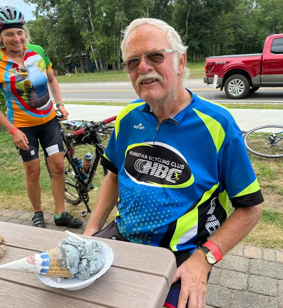 Bike Pic Dec 21, winter is here, this ice cream smiles Sunday